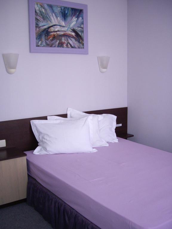 Family Hotel Avramov Widyń Zewnętrze zdjęcie